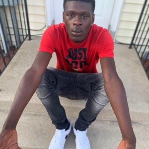 Meet your Posher, Antwan